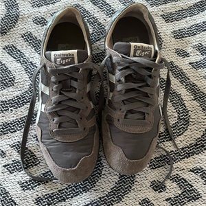 ASICS Onitsuka Tiger Serrano Grey and White